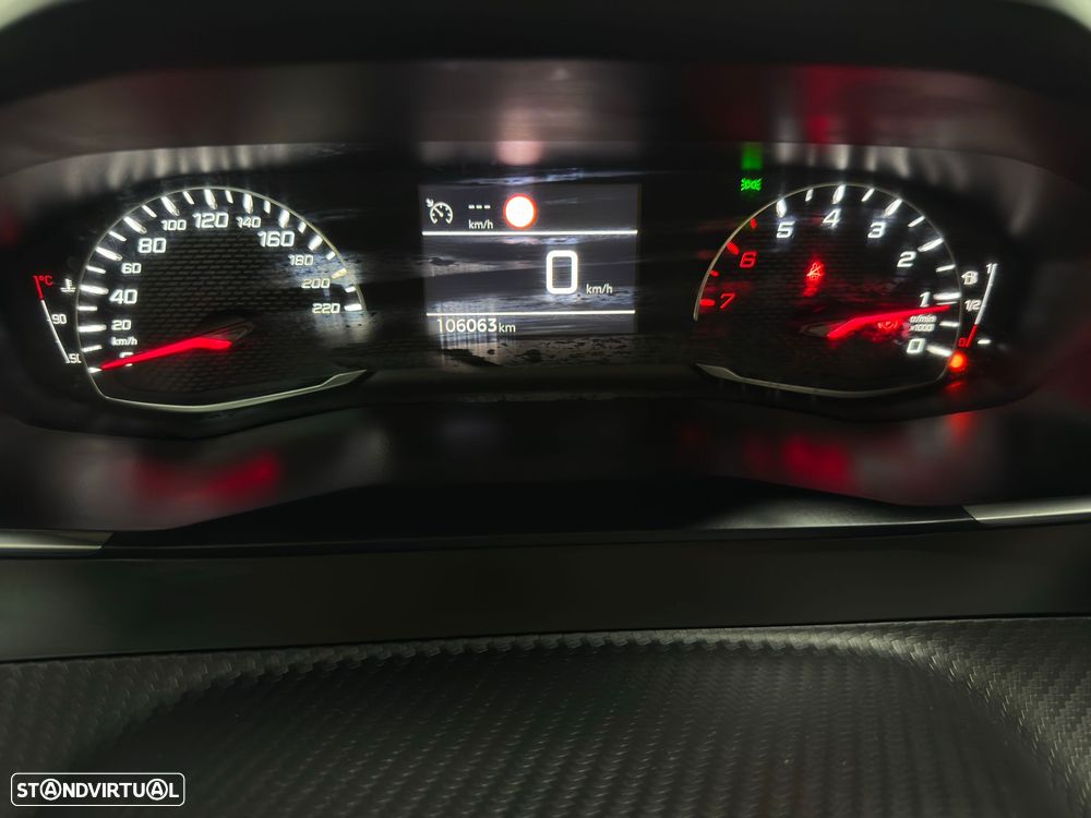 Peugeot 2008 PureTech 100 Stop&Start Active - 17