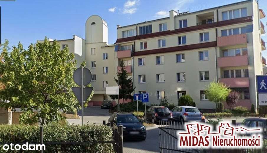 52m2, 2pokoje, 2piętro,balkon,oś zamknięte Centru
