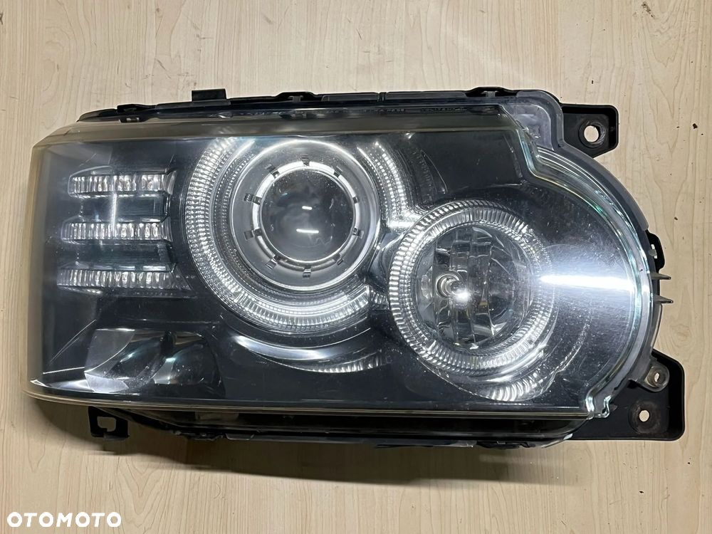 Lampa przednia prawa Xenon AH42-13W029 RHD Range Rover L322 LM Vogue Lift 2009-12 - 1