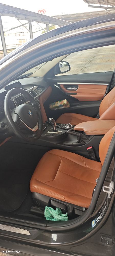 BMW 320 d EfficientDynamics Auto - 8