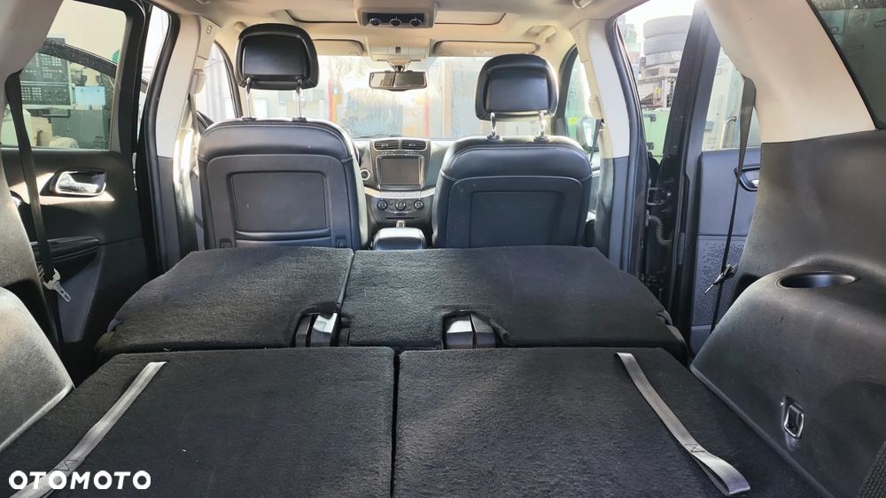 Fiat Freemont 2.0 Multijet 16V DPF Automatik Allrad Lounge - 11