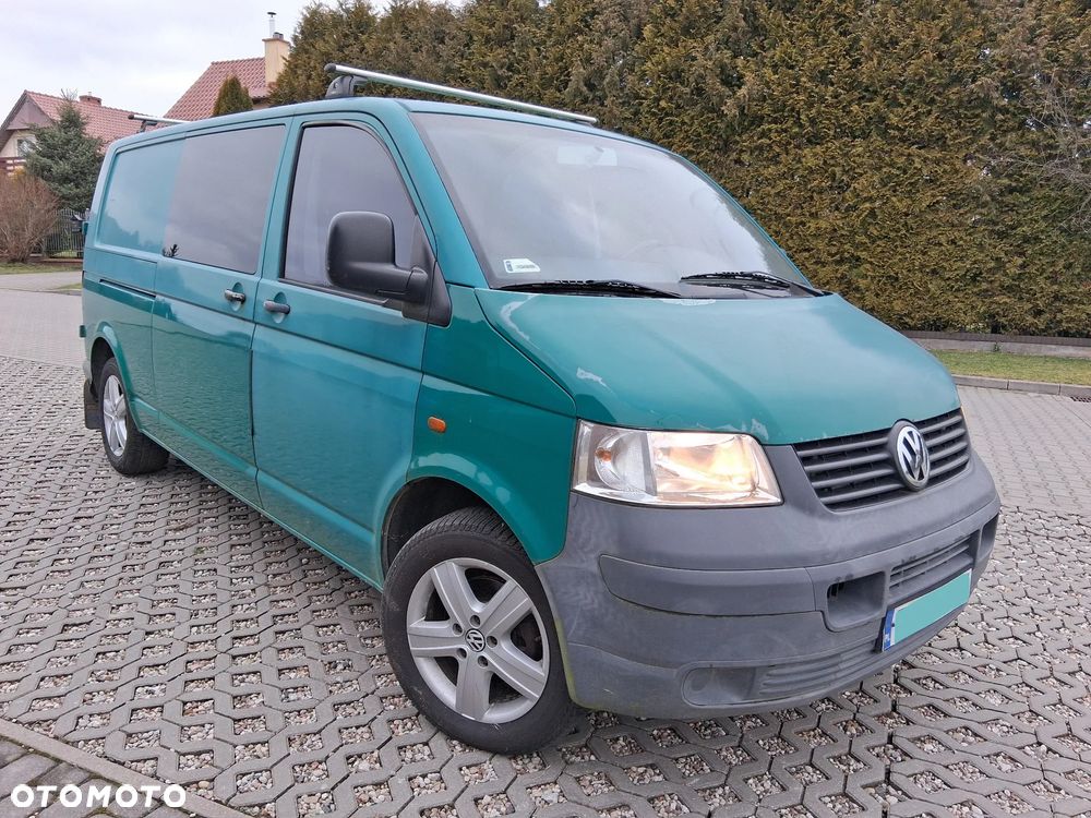 Volkswagen Transporter - 1