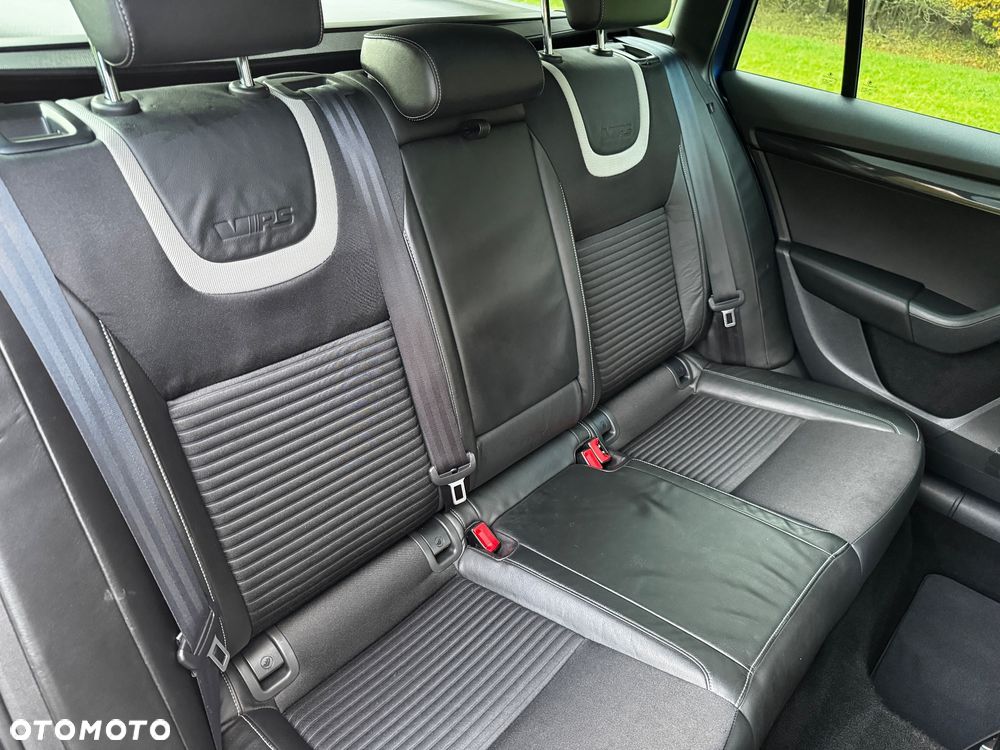 Skoda Octavia 2.0 TDI RS - 23