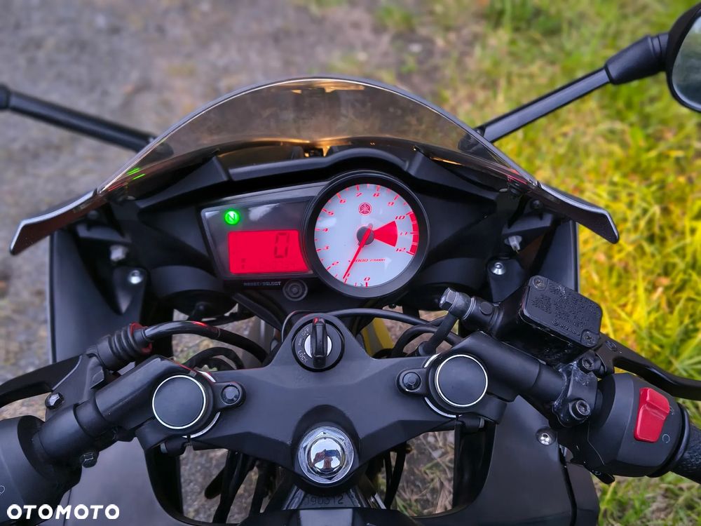 Yamaha R125 - 22