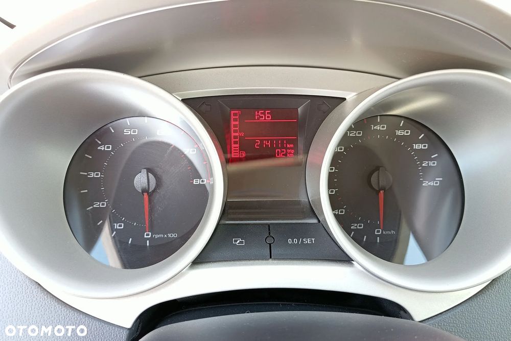 Seat Ibiza 1.4 16V Style - 24