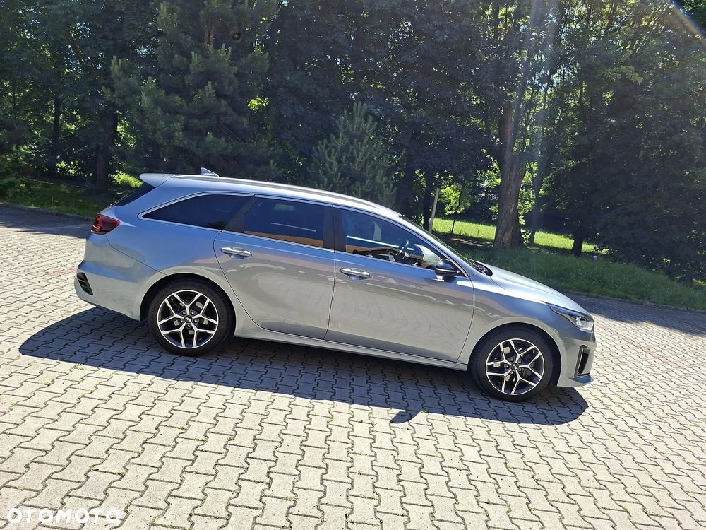 Kia Ceed - 5