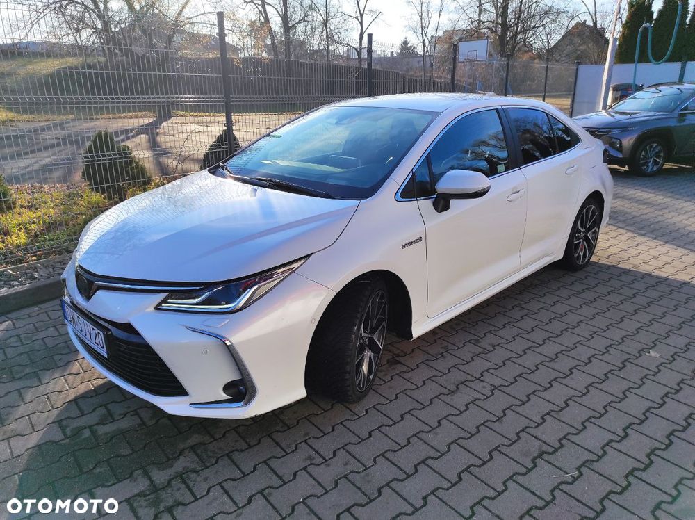Toyota Corolla 1.8 Hybrid Executive - 3