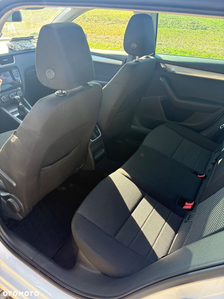 Skoda Octavia 1.6 TDI DPF Active - 14