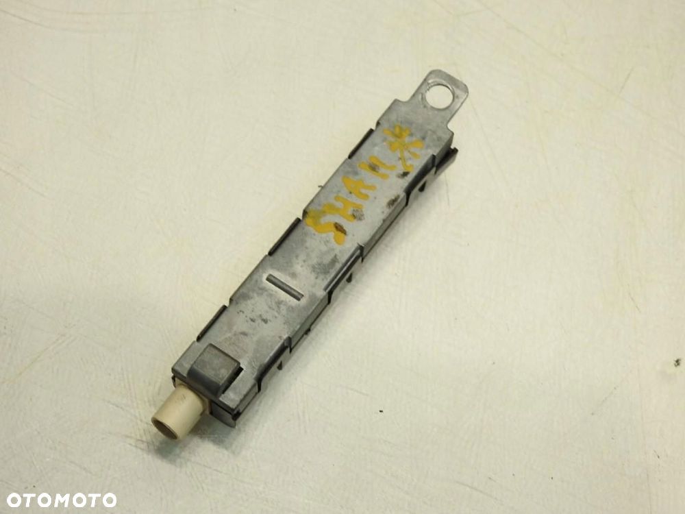 WZMACNIACZ ANTENY VW SHARAN II 7N0035552J - 6