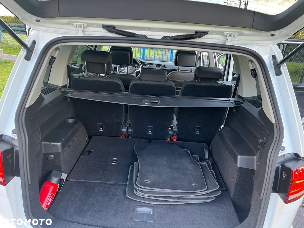Volkswagen Touran 2.0 TDI BMT Highline DSG - 8