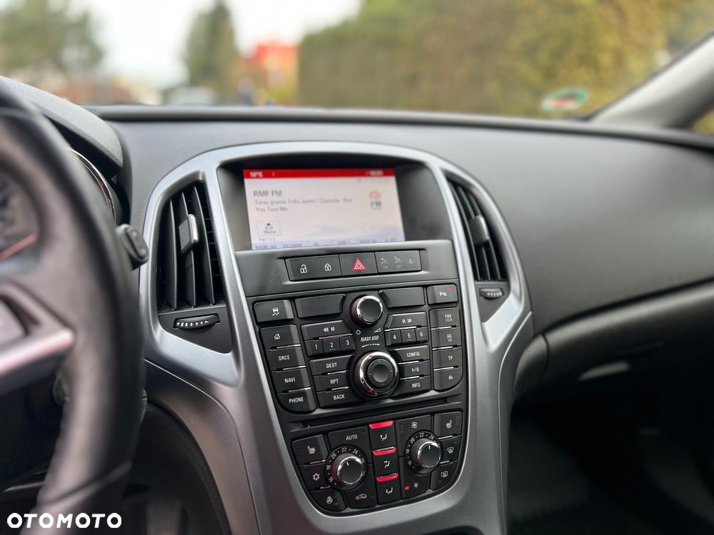 Opel Astra 1.4 T Enjoy EU6 - 31
