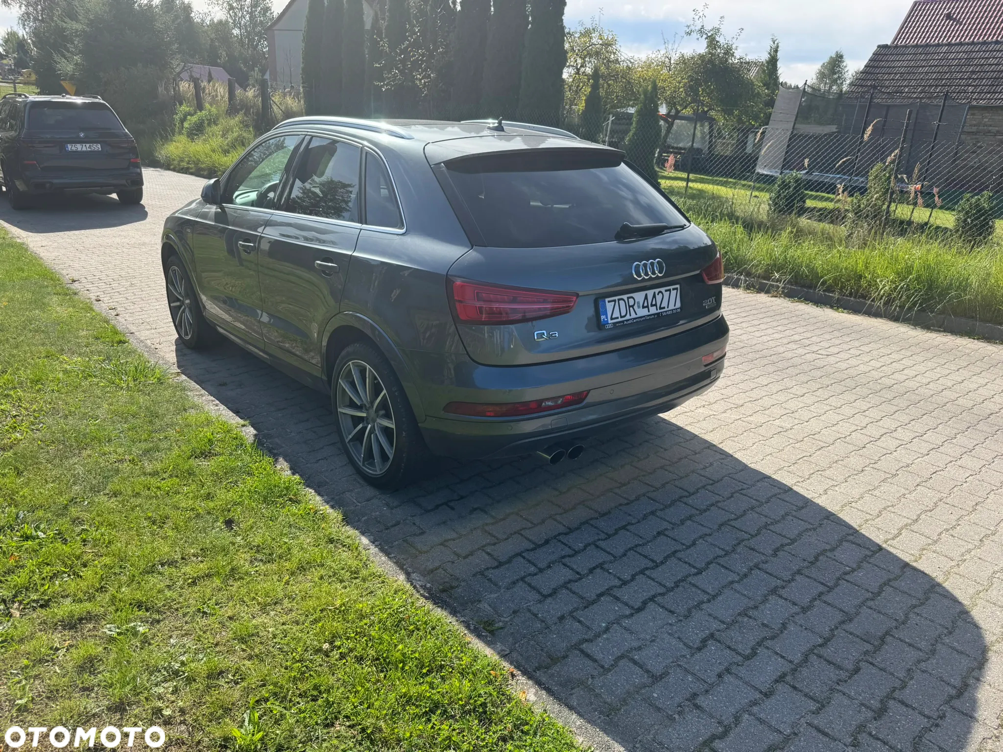 Audi Q3 2.0 TFSI quattro S tronic design - 3