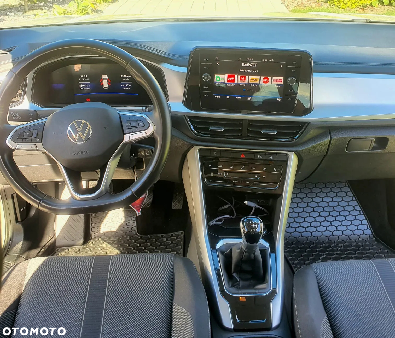 Volkswagen T-Roc 1.5 TSI Life - 3