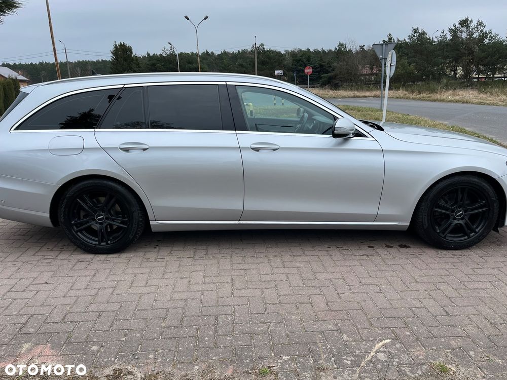 Mercedes-Benz Klasa E 220 d 9G-TRONIC - 6