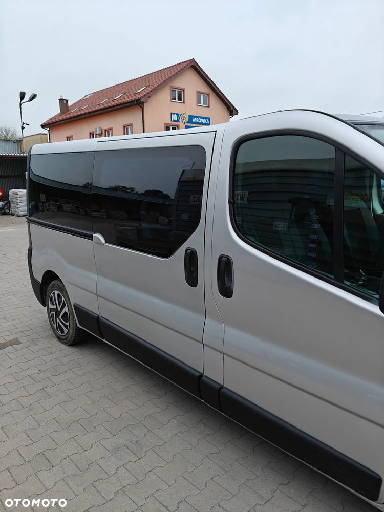 Renault Trafic 2004 photo 4