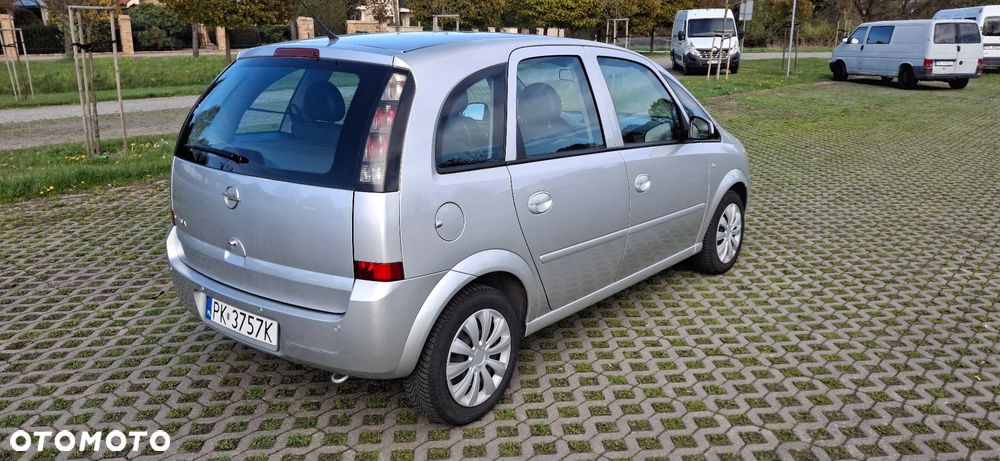 Opel Meriva 1.6 16V (Essentia) - 7