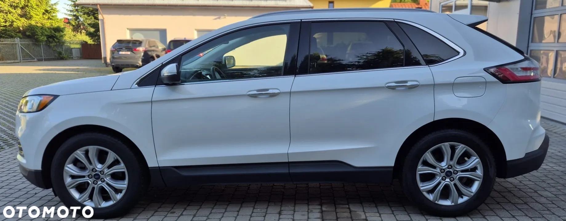 Ford Edge - 5