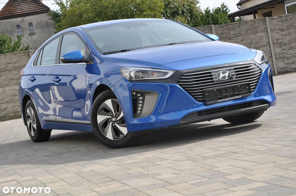 Hyundai IONIQ hybrid Business - 2