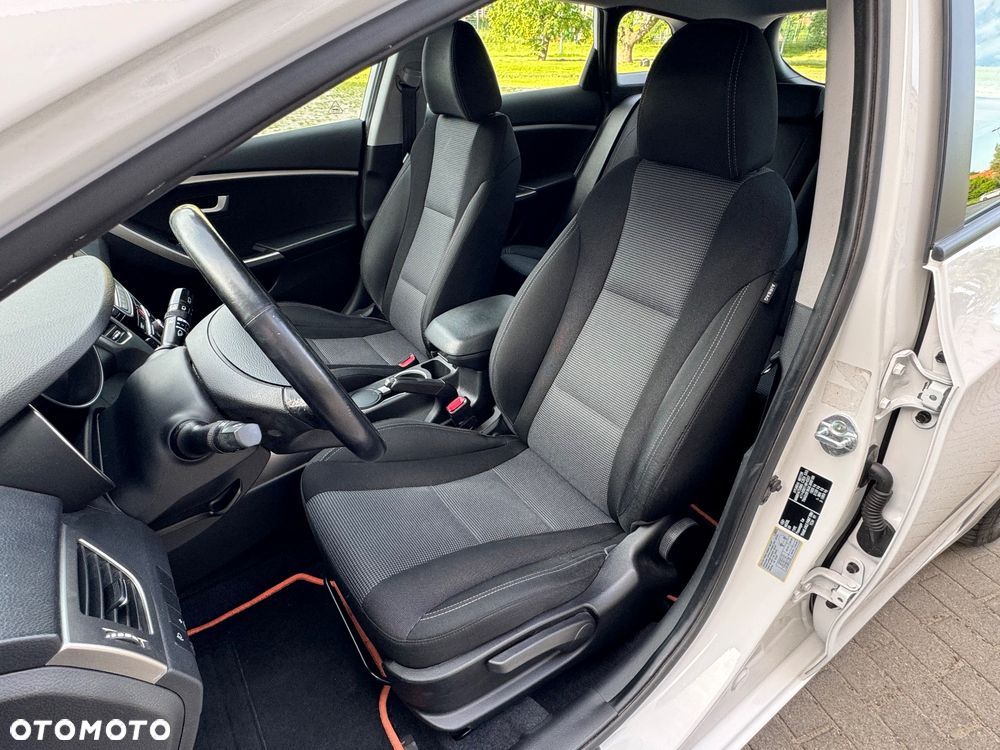 Hyundai i30 1.6 Style - 20