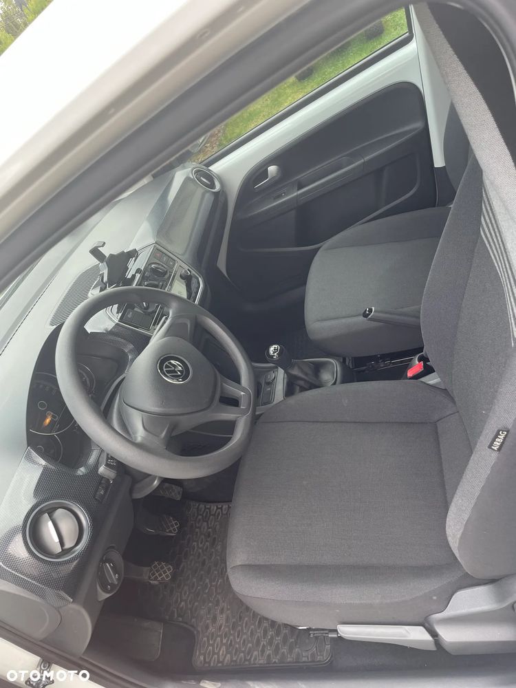 Volkswagen up! 1.0 move - 19
