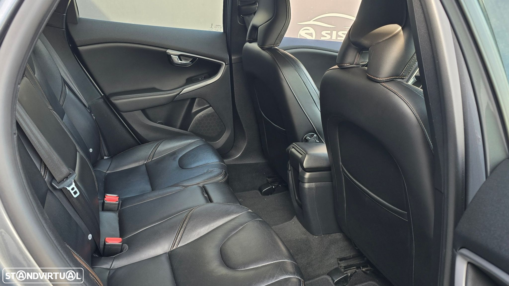 Volvo V40 Cross Country 2.0 D3 - 5
