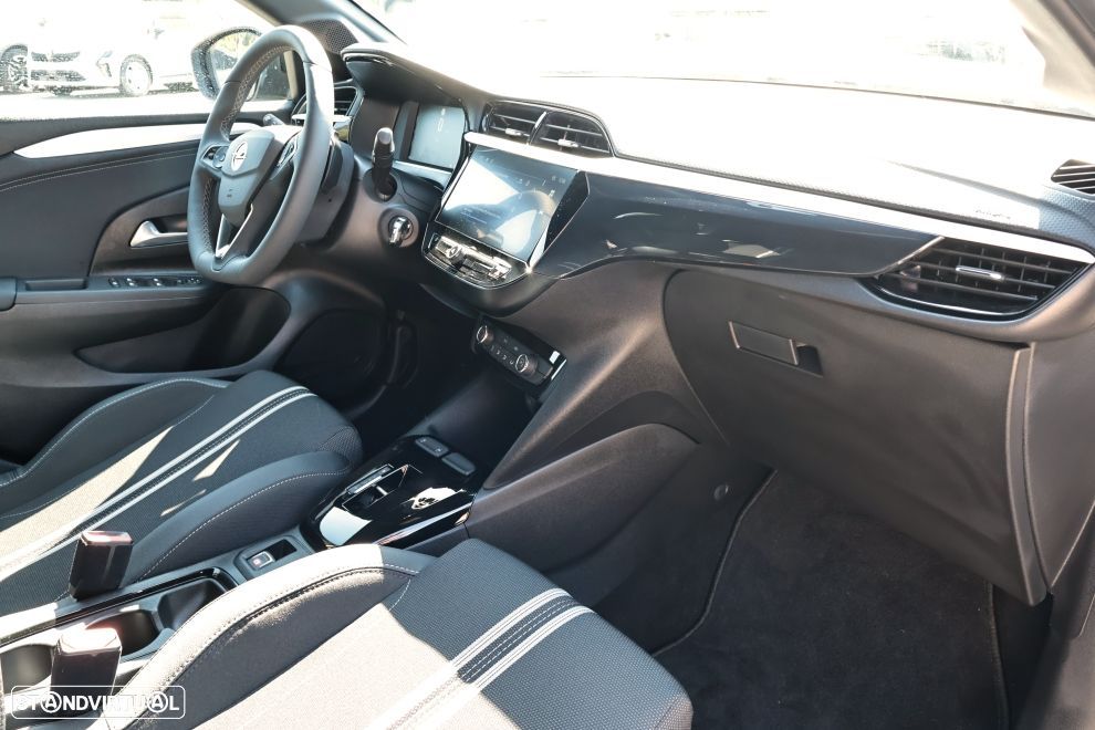 Opel Corsa 1.2 T Hybrid GS eDCT - 13