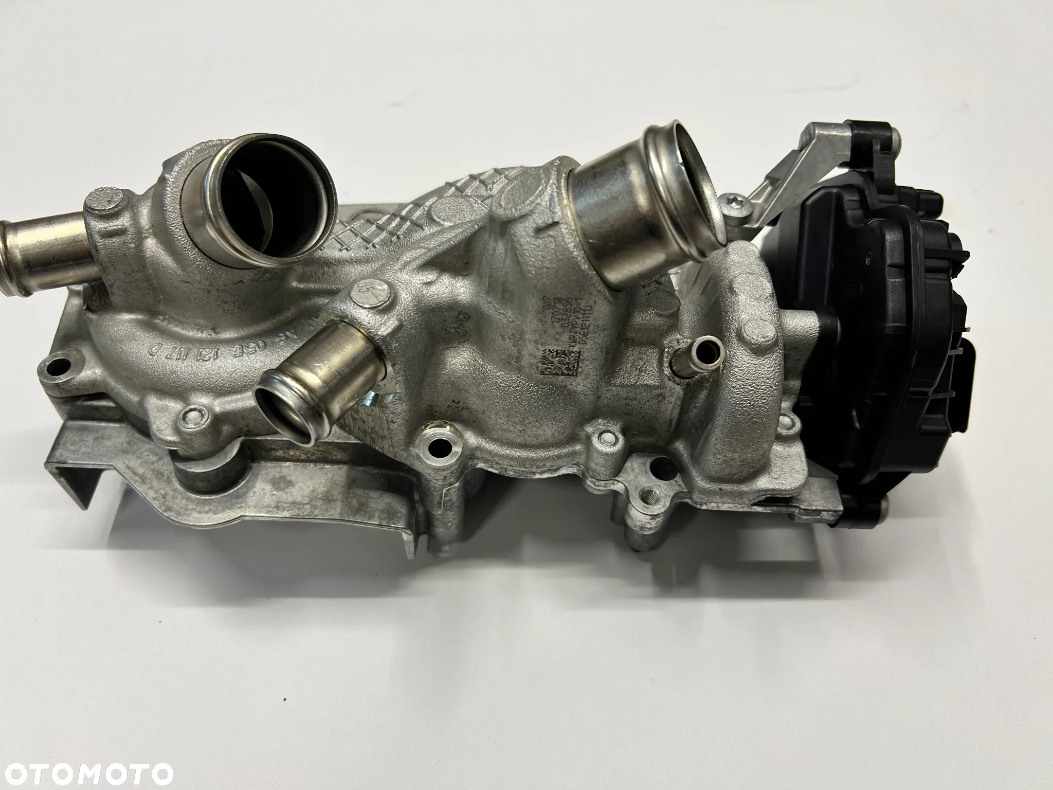 Audi Cuora,Seat ,Skoda ,Vw 1,4-1,5TSi pompa cieczy ( wody ) 05E121111J 05E121006F - 2