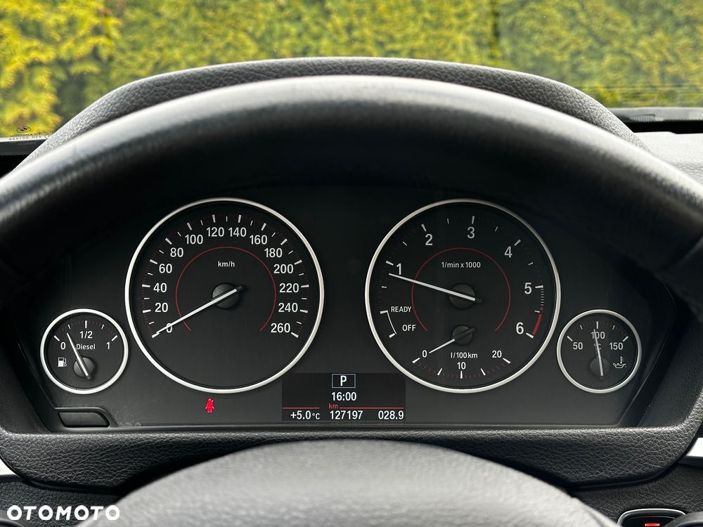 BMW Seria 3 325d Sport Line Shadow sport - 15