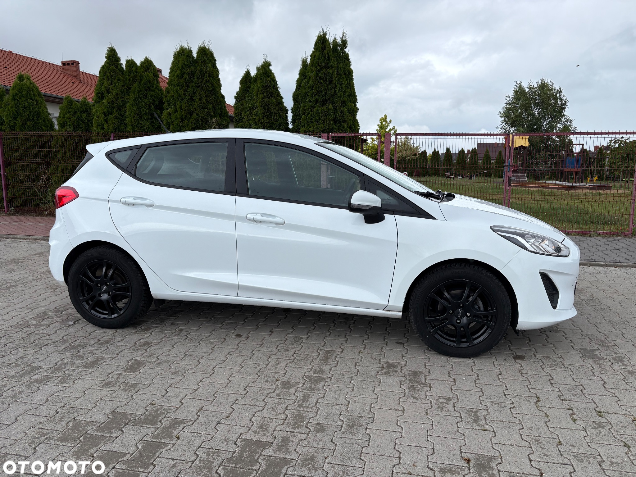 Ford Fiesta 1.1 S&S TREND - 4