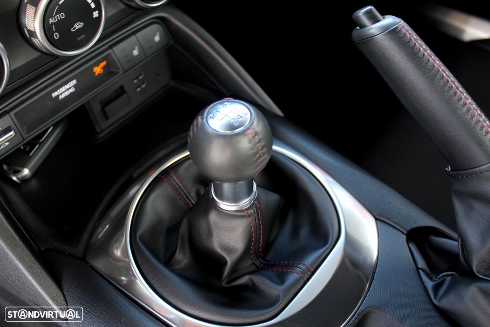 Mazda MX-5 MZR 1.5 Sky.Excellence Navi - 16