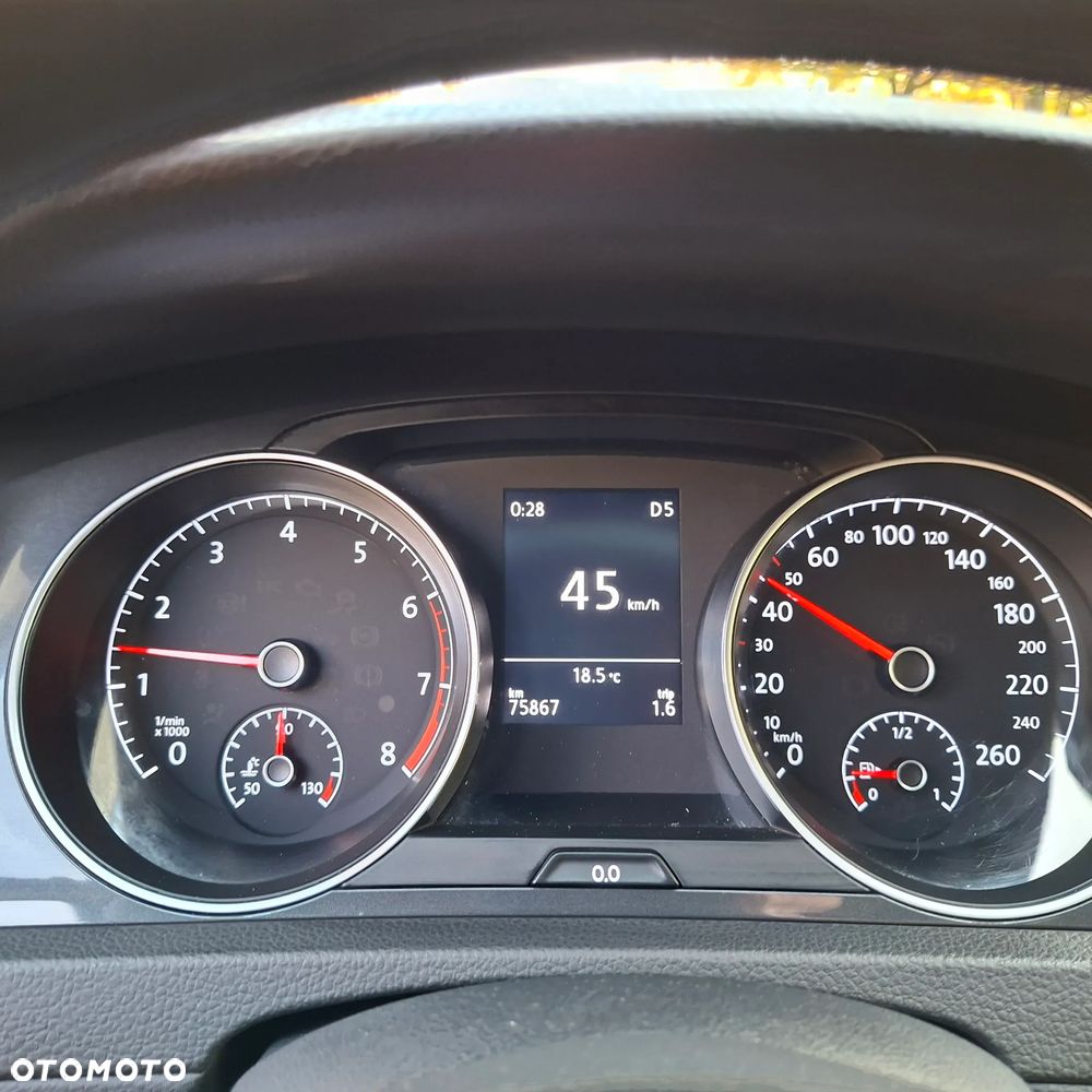 Volkswagen Golf 1.0 TSI (BlueMotion Technology) DSG Trendline - 15