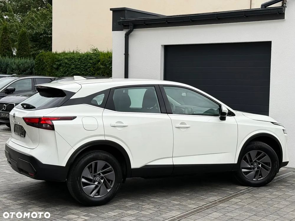 Nissan Qashqai 1.3 DIG-T N-CONNECTA - 27