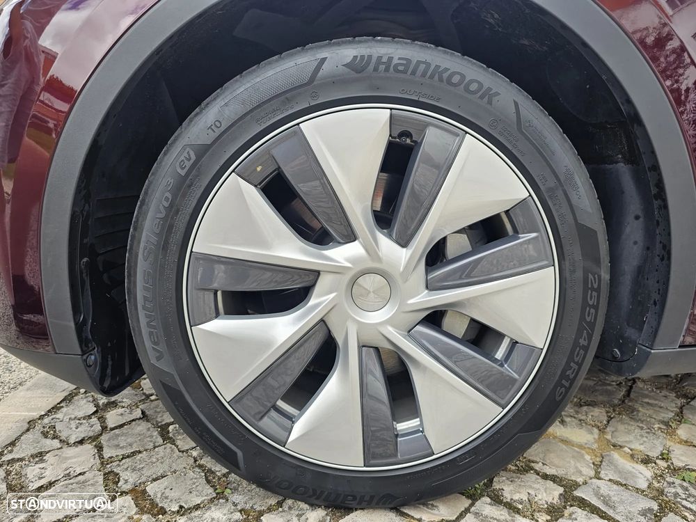 Tesla Model Y Long Range Tração Integral - 28