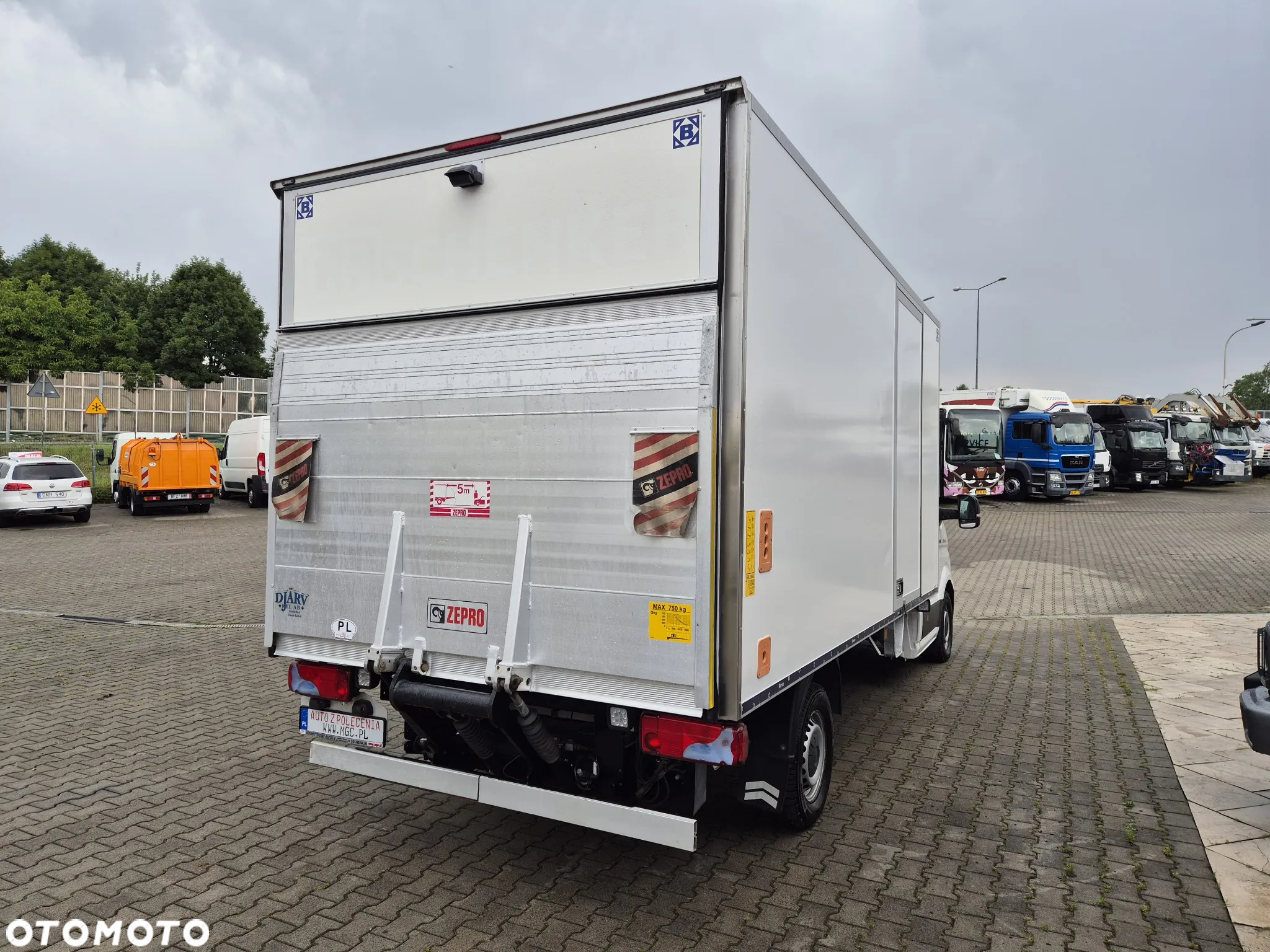 MAN TGE 3.180 DSG 4Motion / 4X4 / CHŁODNIA MITSUBISHI / WINDA ZEPRO 750KG / WEBASTO / BEZWYPADKOWY / 8 EUROPALET / STAN IDEALNY / RZADKOŚĆ NA RYNKU! - 8