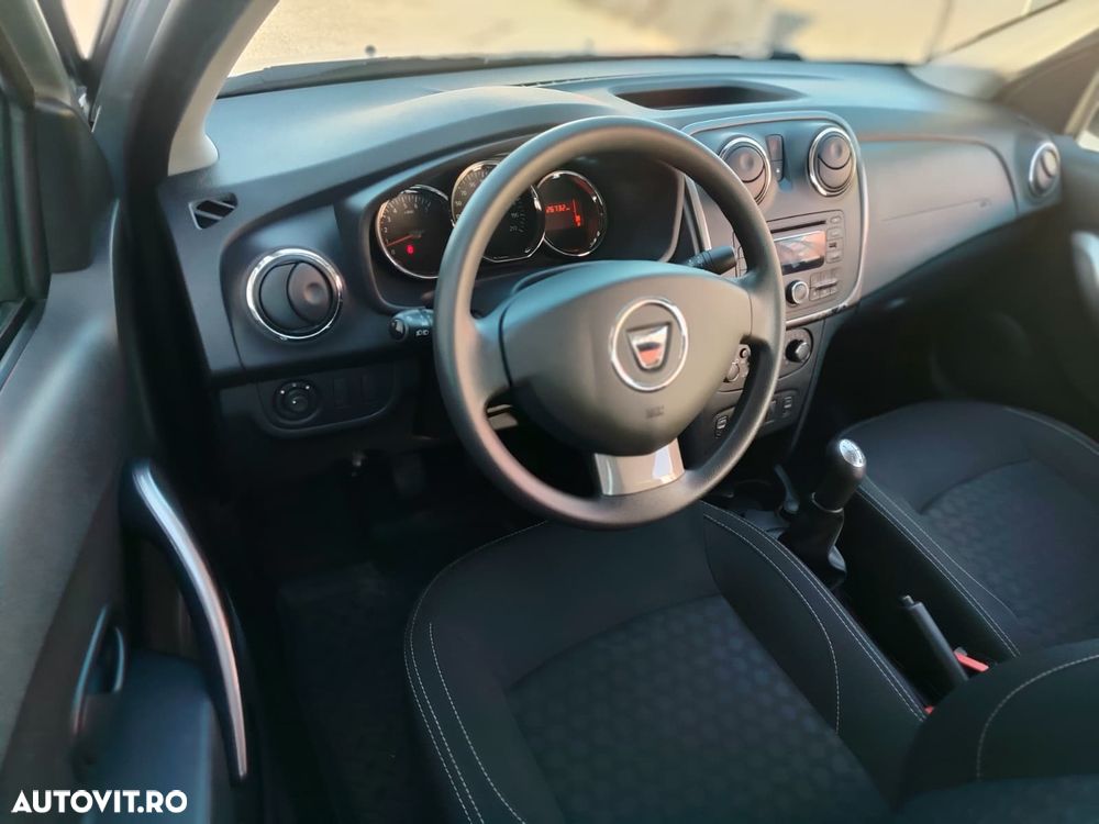 Dacia Logan 1.2 16V 75 Essentiel - 11