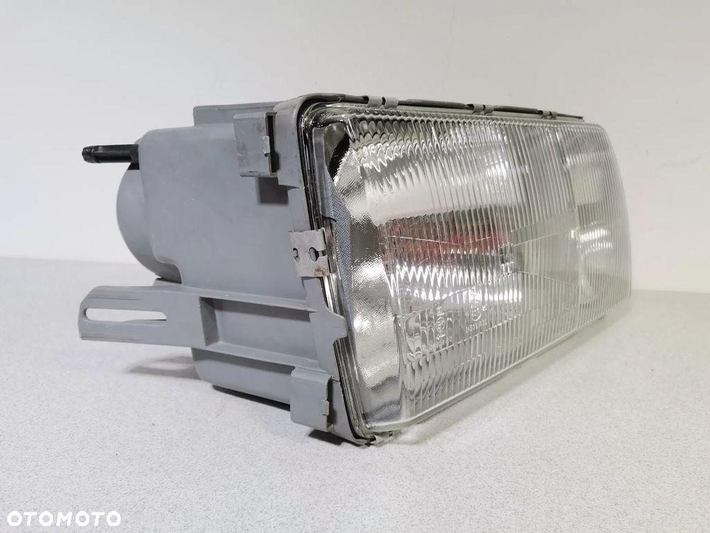 Lampa Reflektor PRAWY MERCEDES W126 S-klasa 80-91 BOSCH - 2