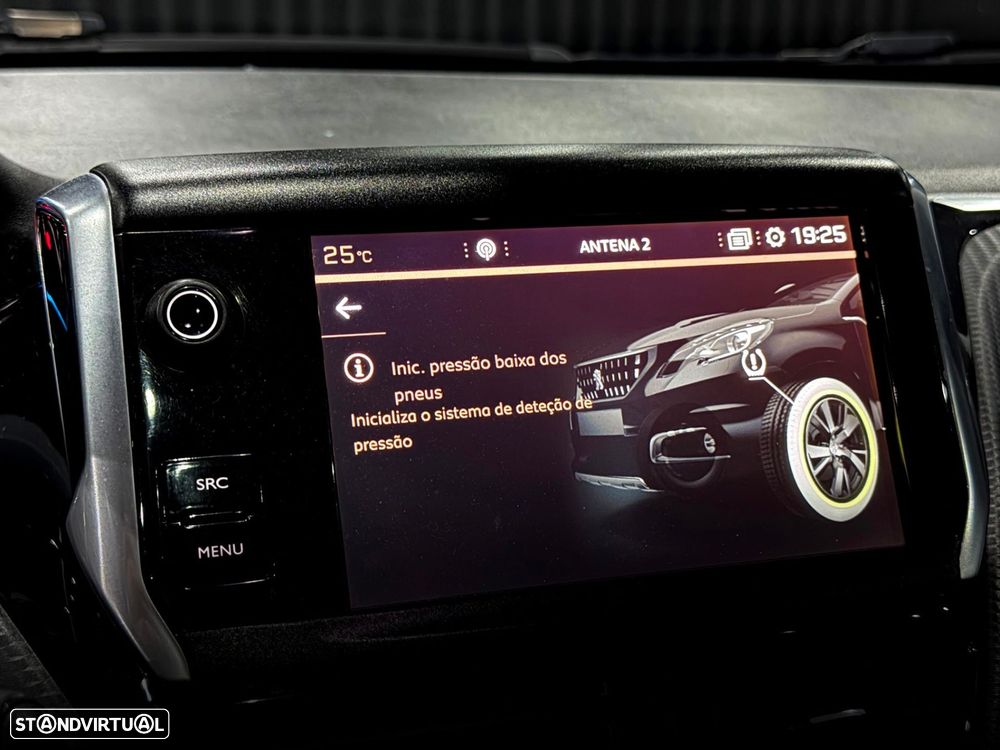 Peugeot 2008 1.2 PureTech Crossway EAT6 - 27