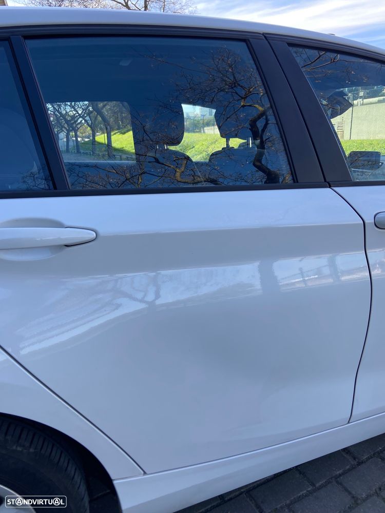 BMW 116 d EDynamics Line Urban - 23