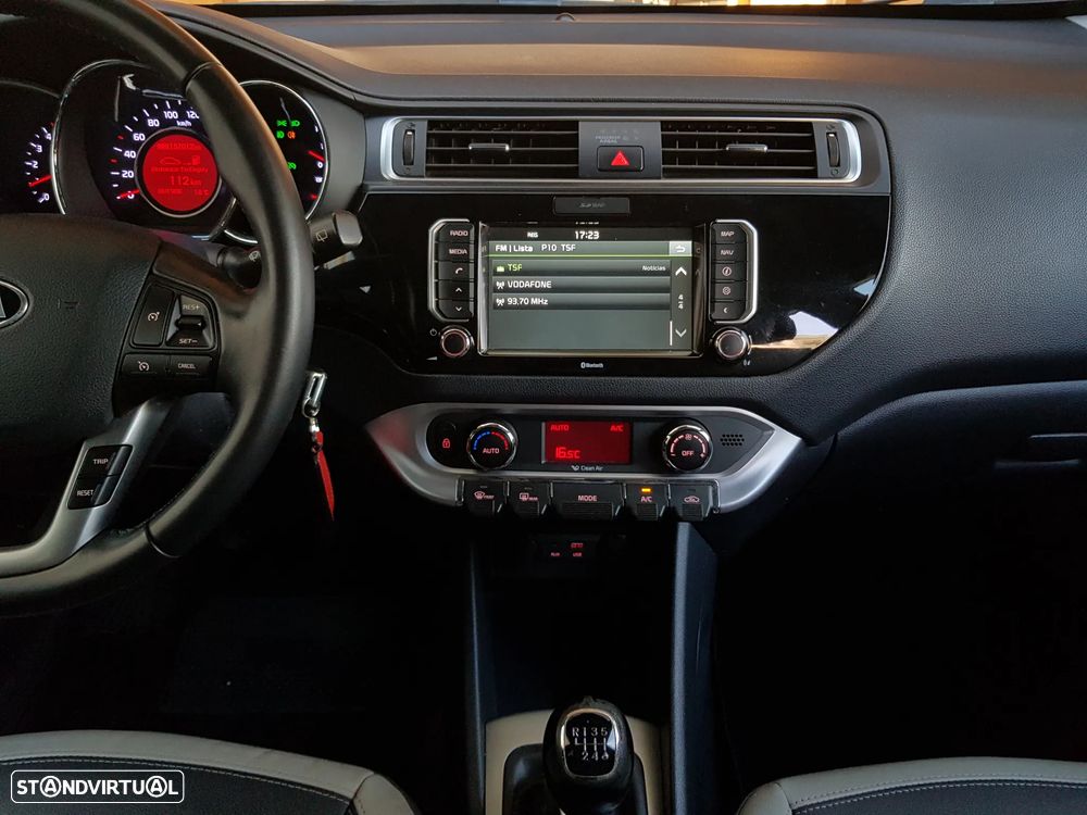 Kia Rio 1.1 CRDi TX Prime - 43