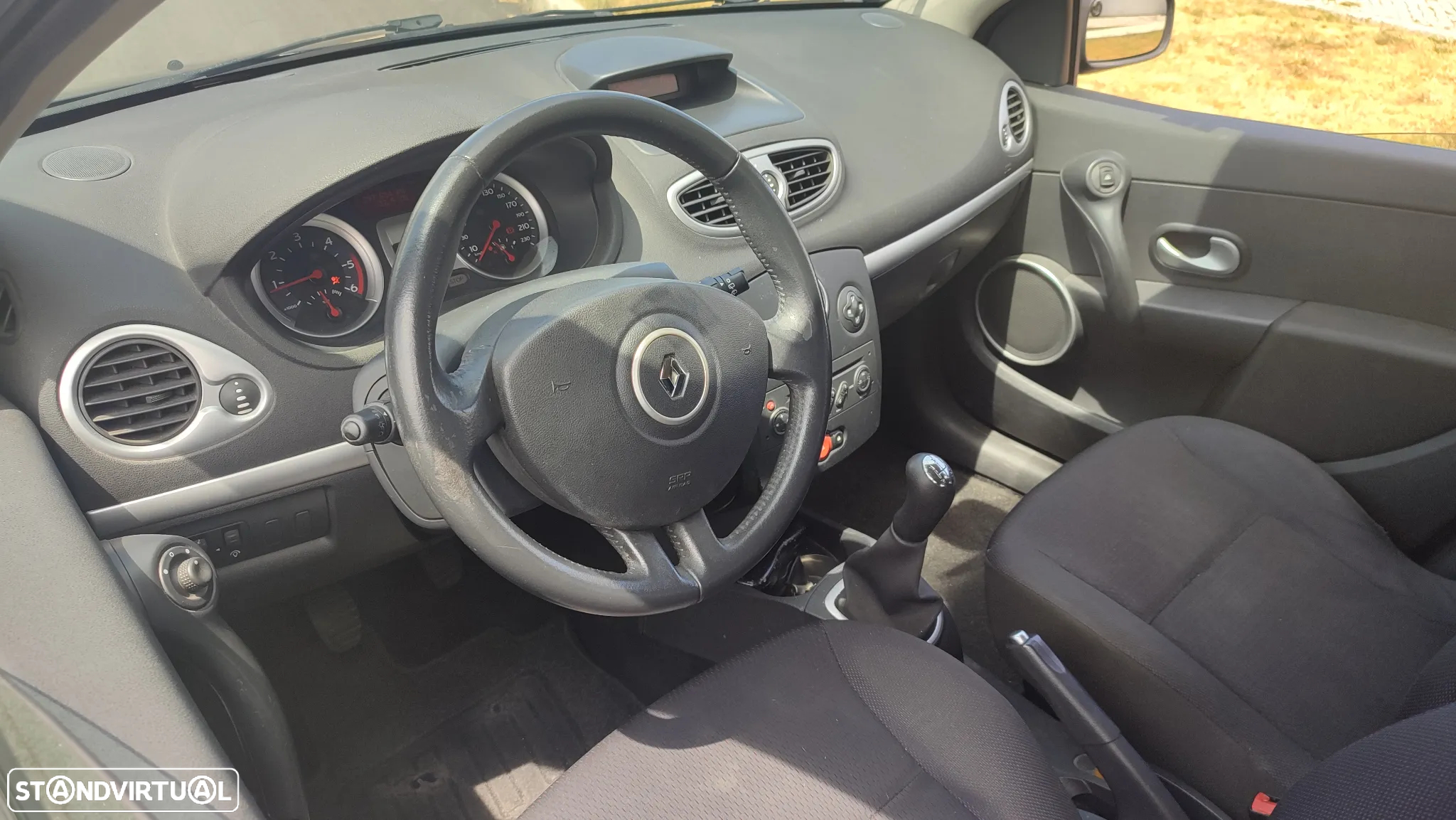 Renault Clio 1.5 dCi Dynamique - 4