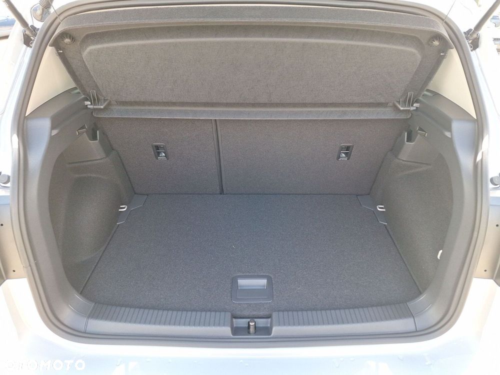 Volkswagen T-Cross - 17