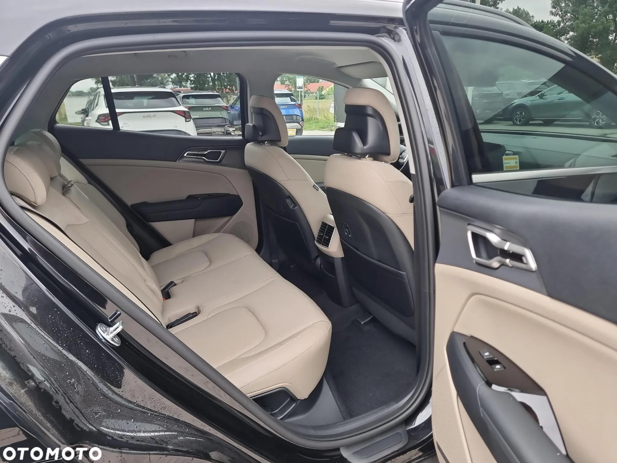 Kia Sportage 1.6 T-GDI PHEV Business Line 4WD - 12
