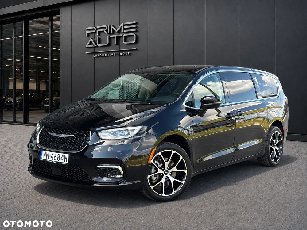 Chrysler Pacifica - 2