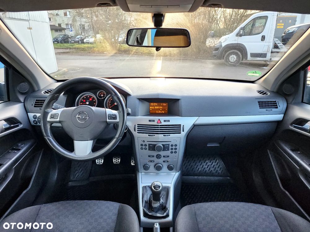 Opel Astra - 17