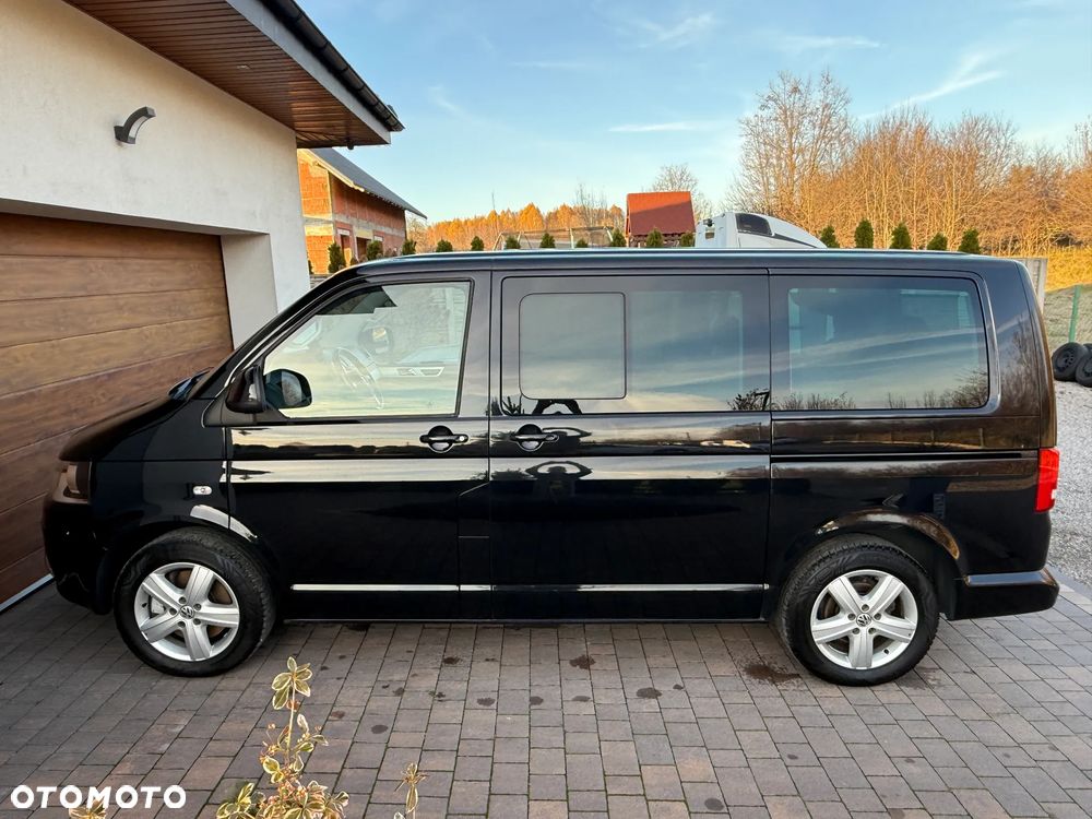 Volkswagen Multivan - 30