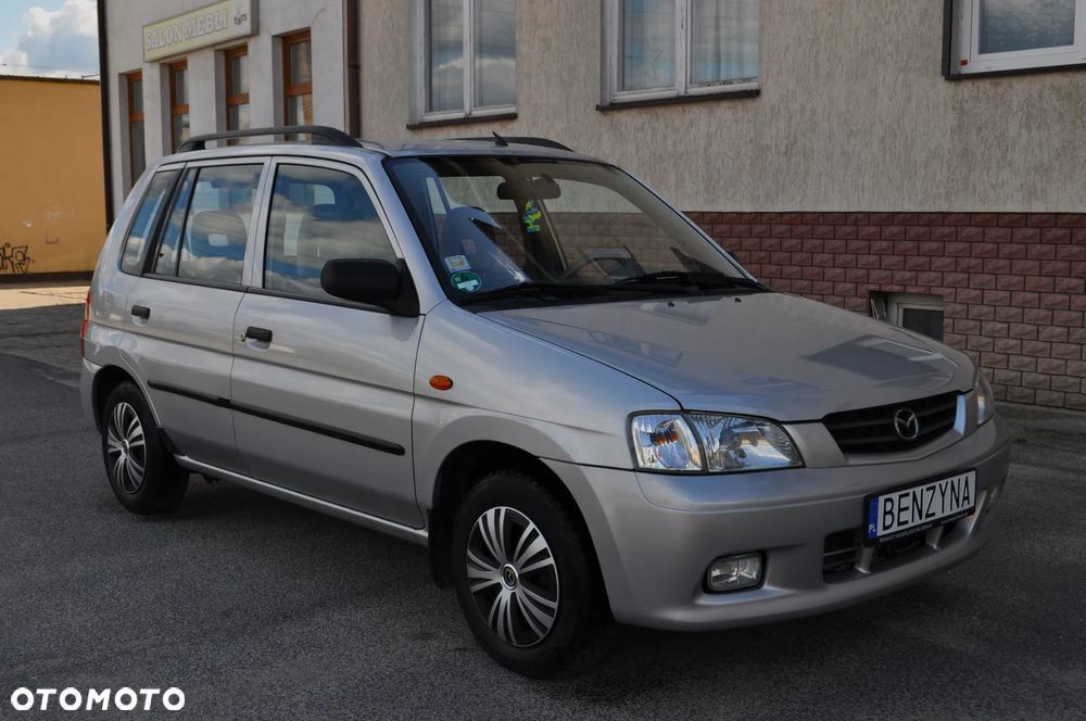 Mazda Demio - 3