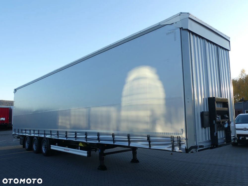 Kassbohrer MEGA / FIRANKA / OŚ PODNOSZONA / DACH PODNOSZONY / - 12