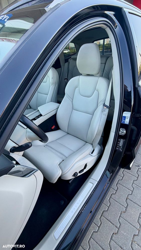 Volvo XC 60 B5 MHEV AWD Inscription - 19