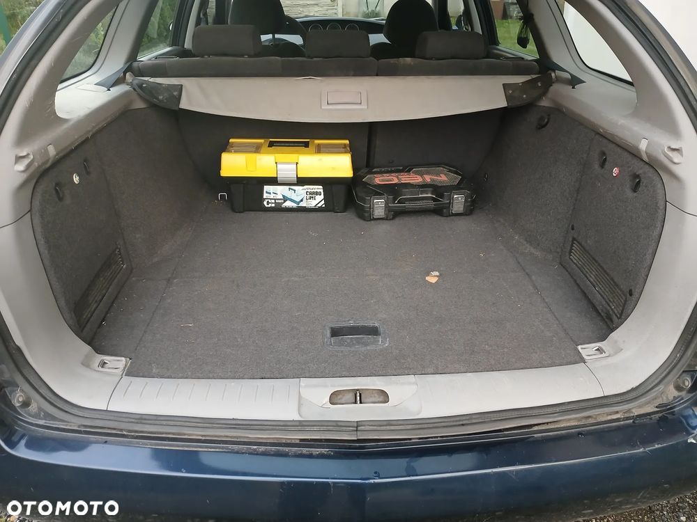 Nissan Primera 1.8 Visia + - 10