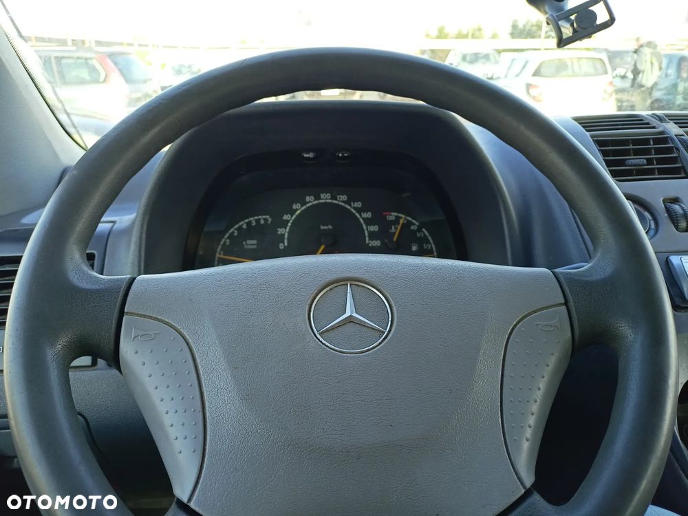 Mercedes-Benz Vito - 8
